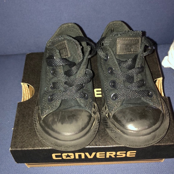 Infant Converse - Picture 2 of 7
